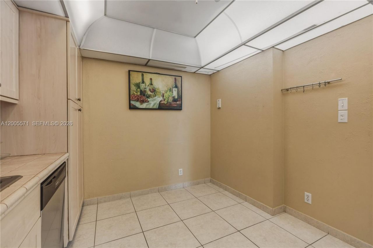 1600 S Ocean Dr , Unit 4G, Hollywood, FL 33019 Photo
