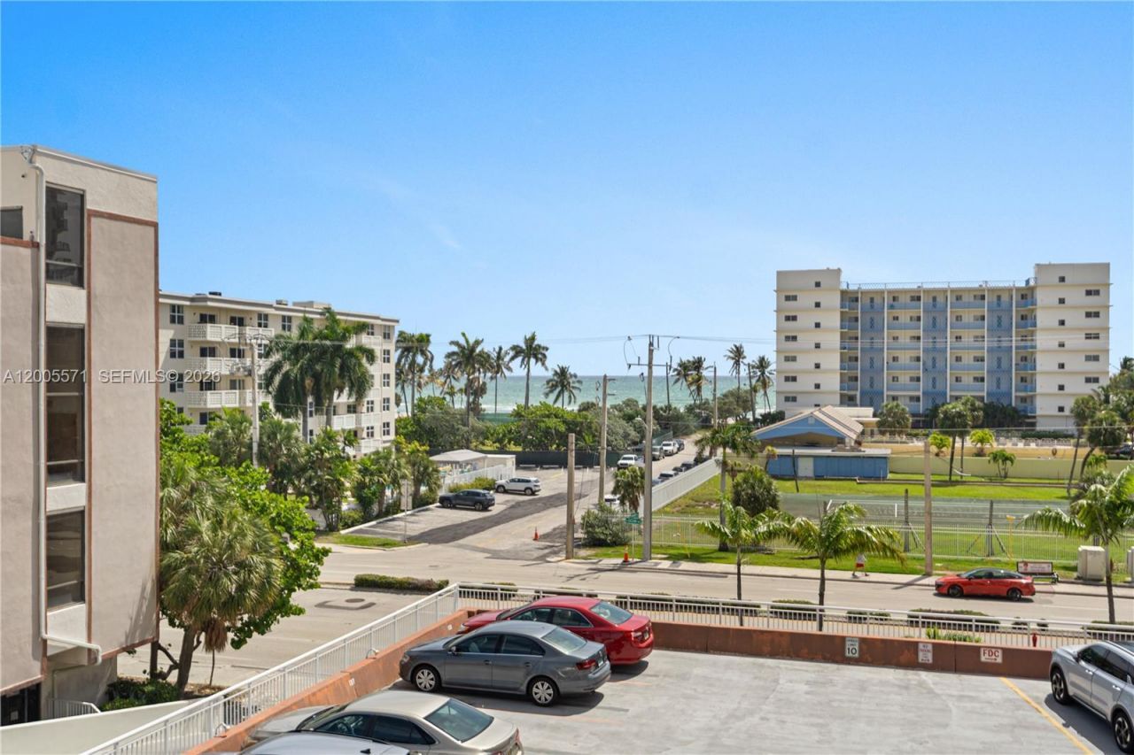 1600 S Ocean Dr , Unit 4G, Hollywood, FL 33019 Photo