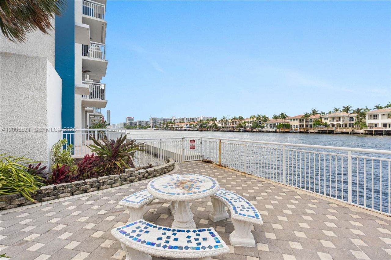 1600 S Ocean Dr , Unit 4G, Hollywood, FL 33019 Photo