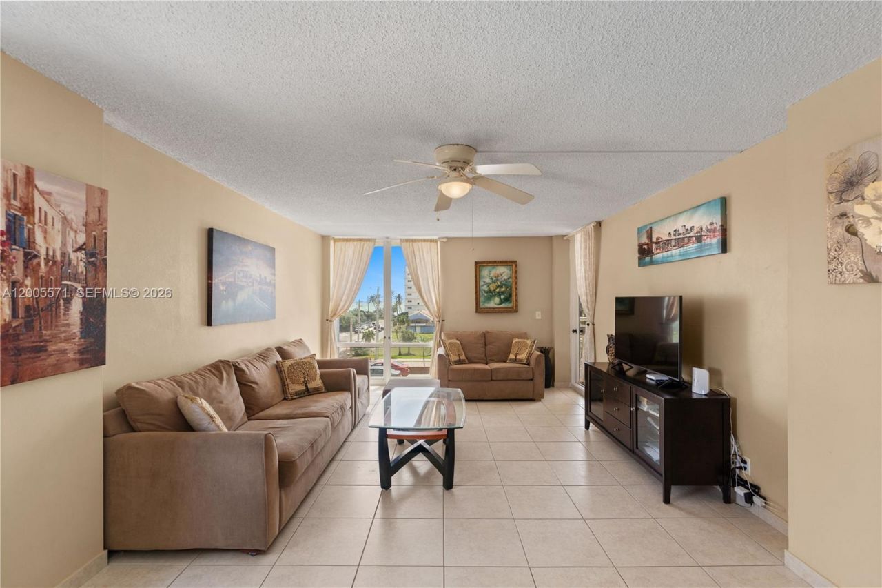 1600 S Ocean Dr , Unit 4G, Hollywood, FL 33019 Photo