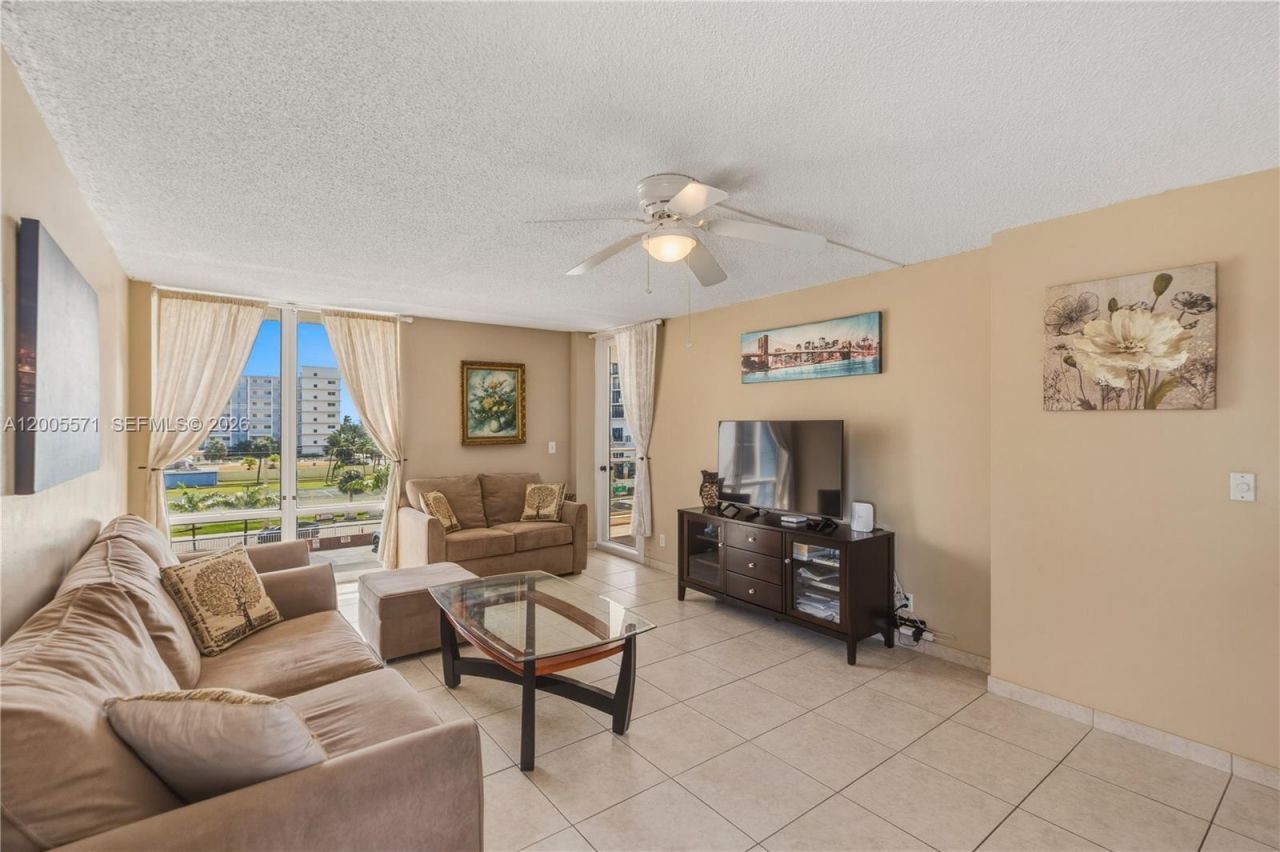 1600 S Ocean Dr , Unit 4G, Hollywood, FL 33019 Photo