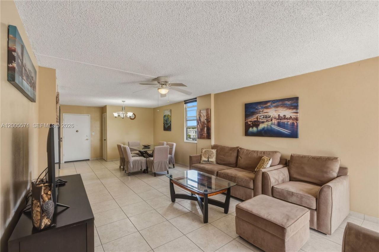 1600 S Ocean Dr , Unit 4G, Hollywood, FL 33019 Photo