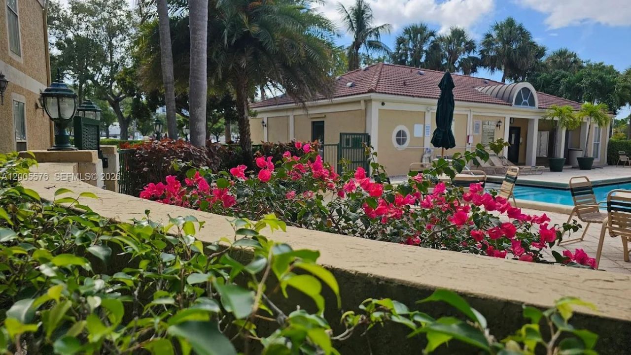 833 Riverside Dr , Unit 834, Coral Springs, FL 33071 Photo