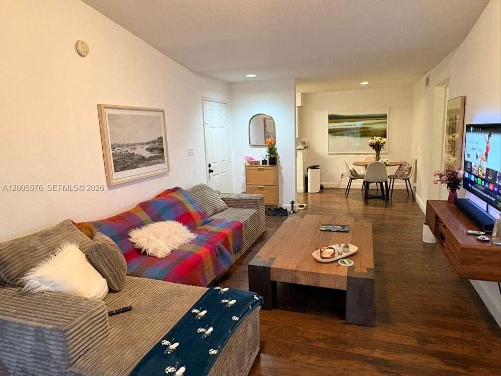 833 Riverside Dr , Unit 834, Coral Springs, FL 33071 Photo