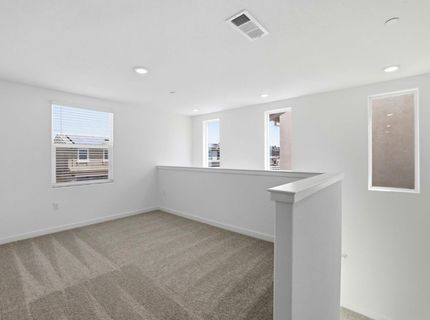 1243 Leonhardt Loop, Lincoln, CA 95648 Photo