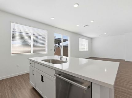1243 Leonhardt Loop, Lincoln, CA 95648 Photo