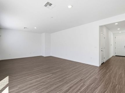 1243 Leonhardt Loop, Lincoln, CA 95648 Photo