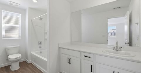 1243 Leonhardt Loop, Lincoln, CA 95648 Photo