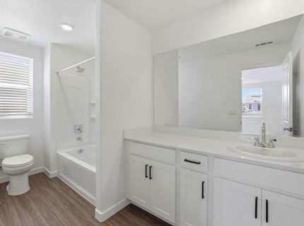 1243 Leonhardt Loop, Lincoln, CA 95648 Photo