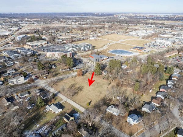 2735 Rimrock Road, Fitchburg, WI 53713
