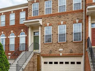 22050 DILWORTH SQUARE , BROADLANDS, VA 20148