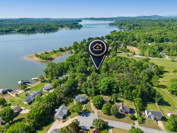 9917 Shore Drive, Soddy-Daisy, TN 37379