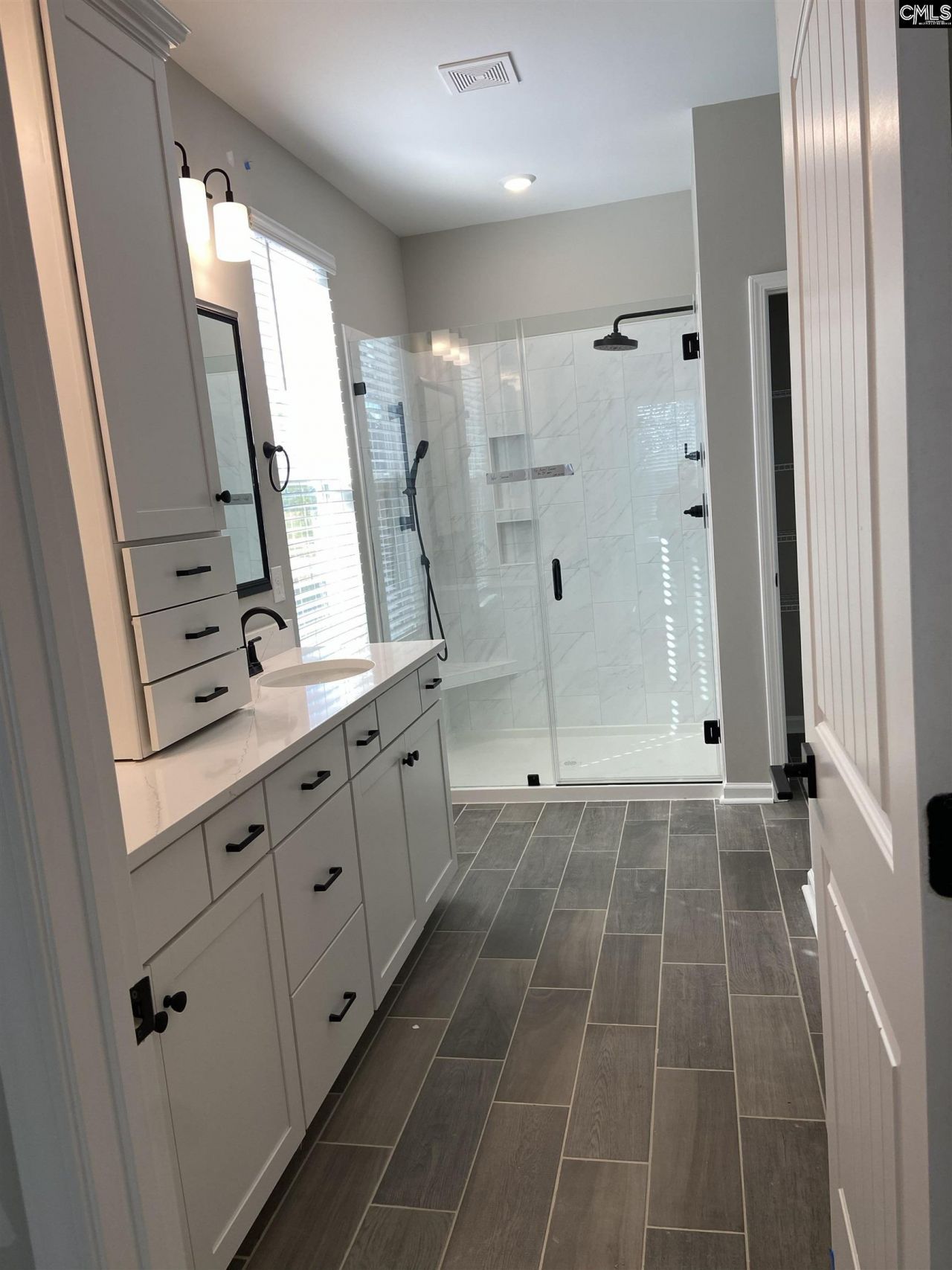 396 Harbour Pointe Drive  Photo 15