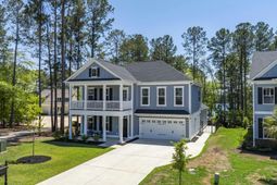 396 Harbour Pointe Drive  photo 4