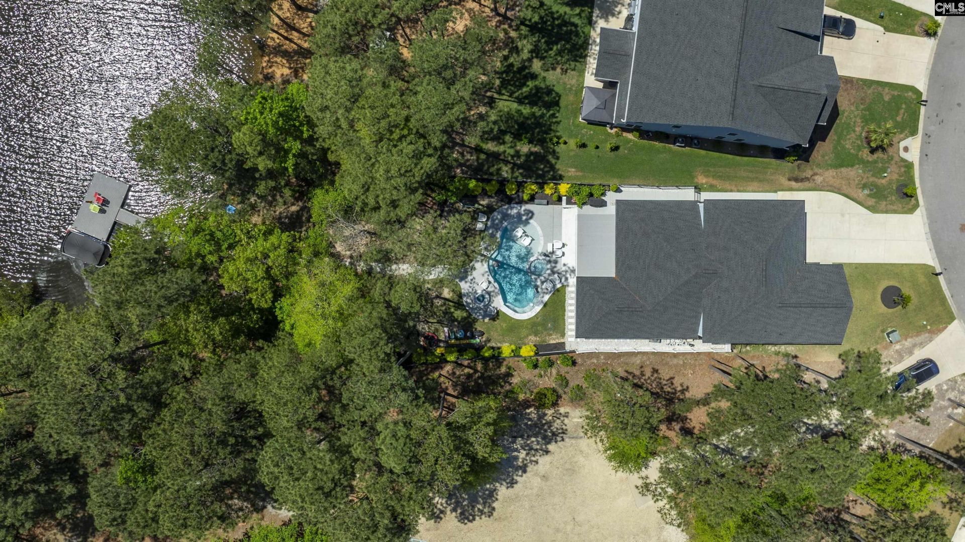 396 Harbour Pointe Drive  Photo 37