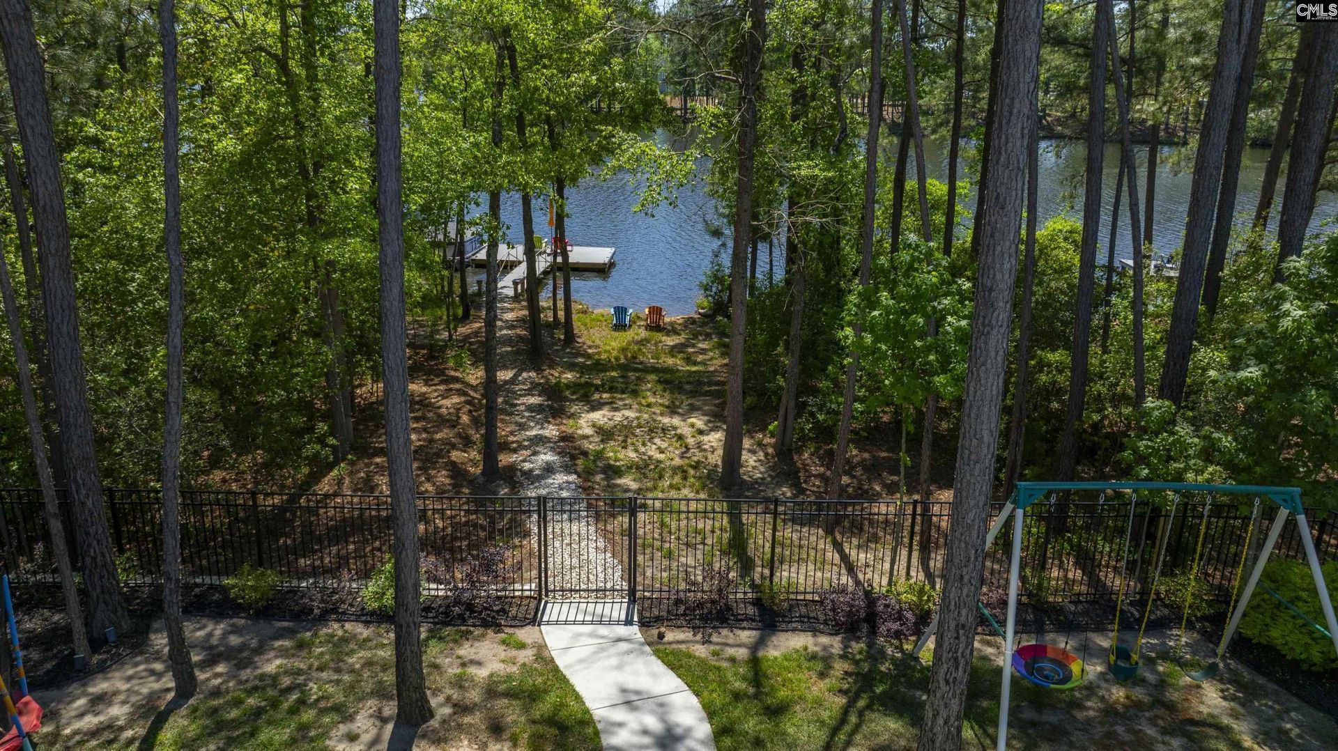 396 Harbour Pointe Drive  Photo 41