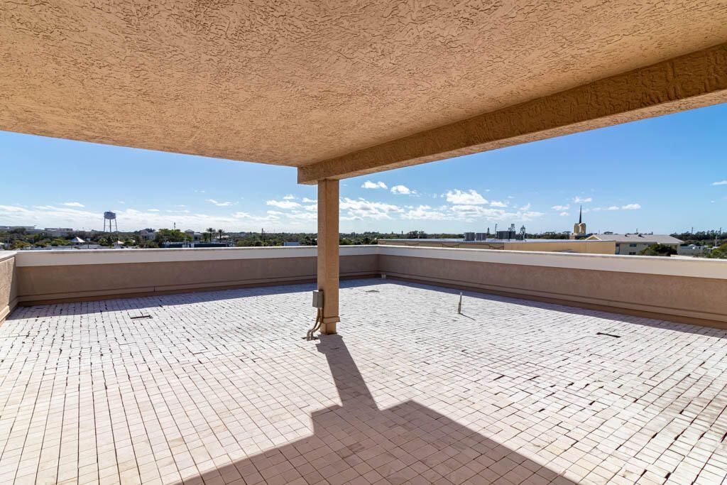 47 SW Osceola Street, Unit 206, Stuart, FL 34994 Photo
