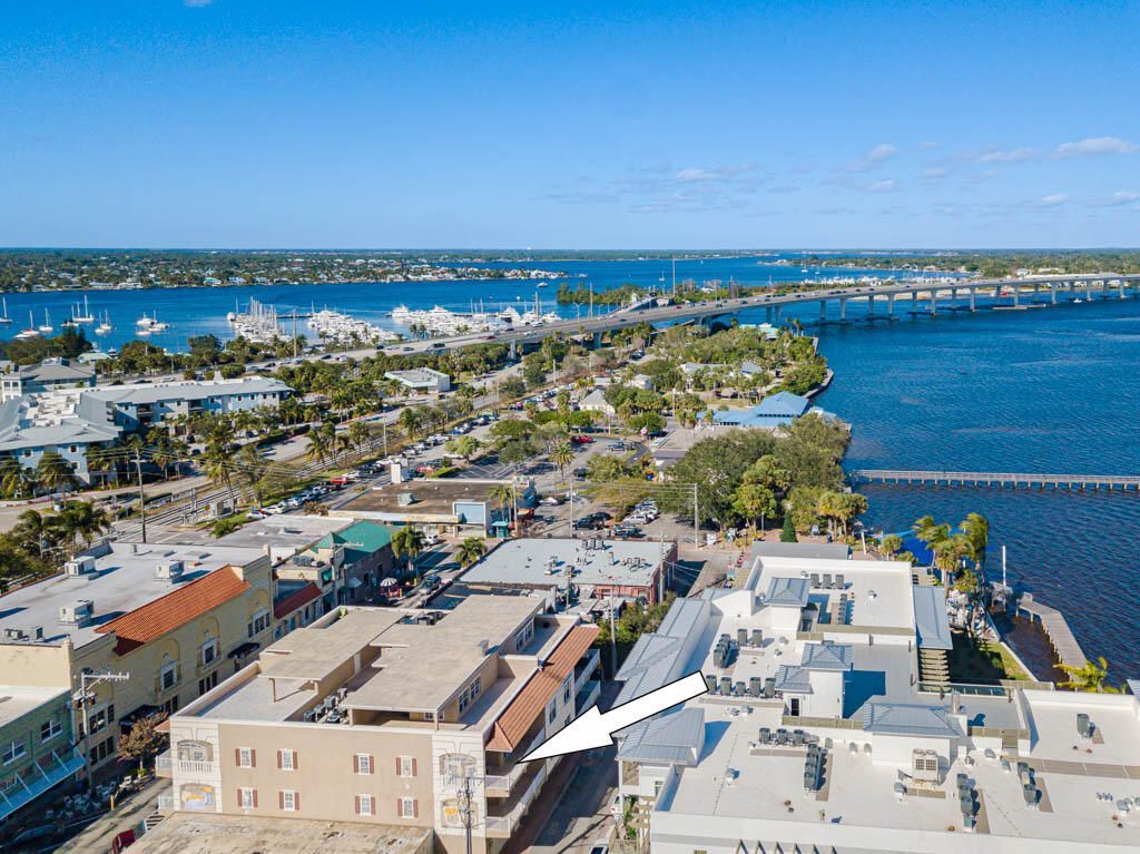 47 SW Osceola Street, Unit 206, Stuart, FL 34994 Photo