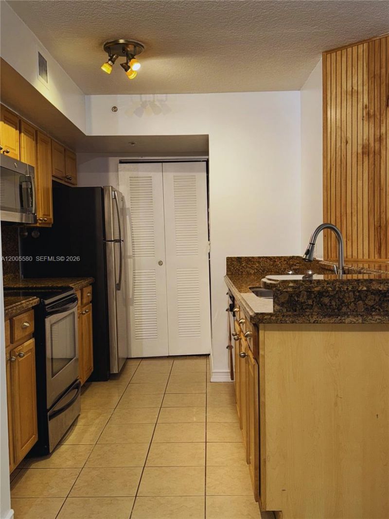 Please Call For Address, Unit 6-103, Hollywood, FL 33021 Photo