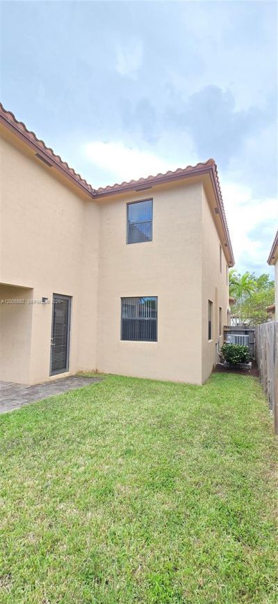 525 SE 34th Ter , Homestead, FL 33033 Photo