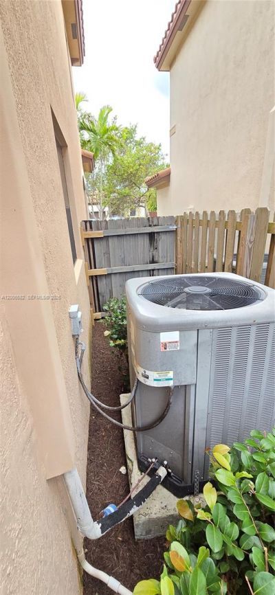 525 SE 34th Ter , Homestead, FL 33033 Photo