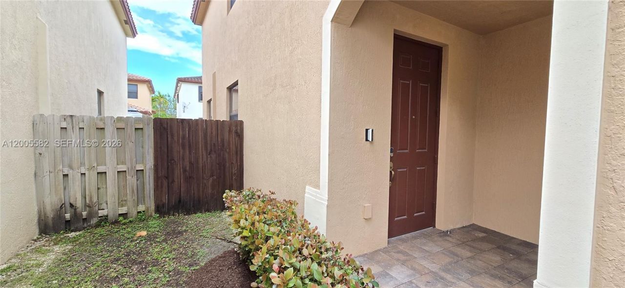 525 SE 34th Ter , Homestead, FL 33033 Photo