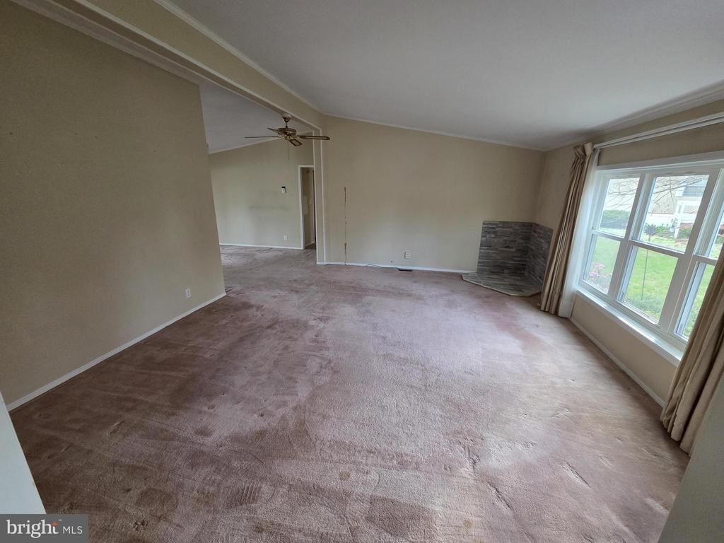 5 OAK CIRCLE Quakertown, PA 18951