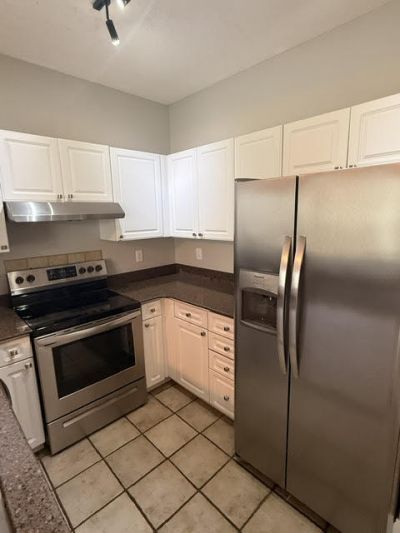 1424 Rosewood Lane Photo 9