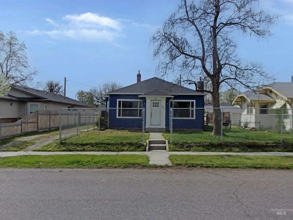 605 N 6th Street, Parma, ID 83660