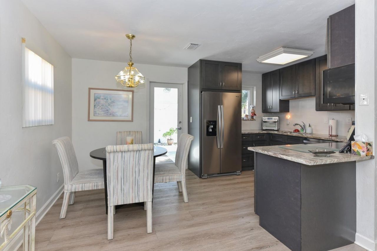 727 Bunker Road, West Palm Beach, FL 33405 Photo