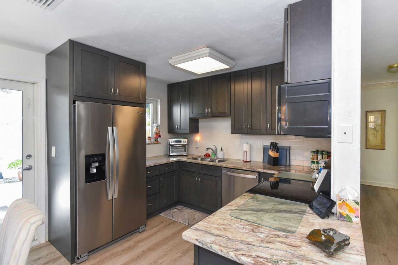 727 Bunker Road, West Palm Beach, FL 33405 Photo