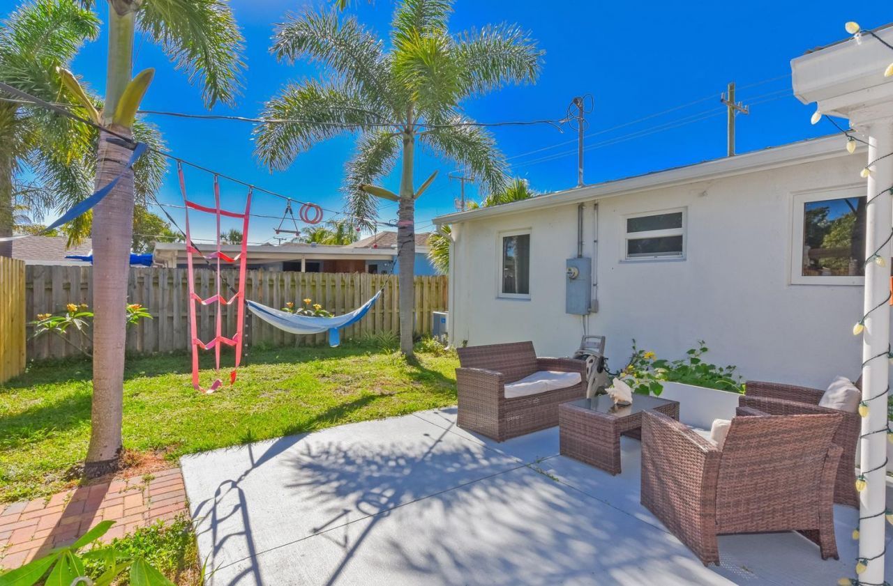727 Bunker Road, West Palm Beach, FL 33405 Photo