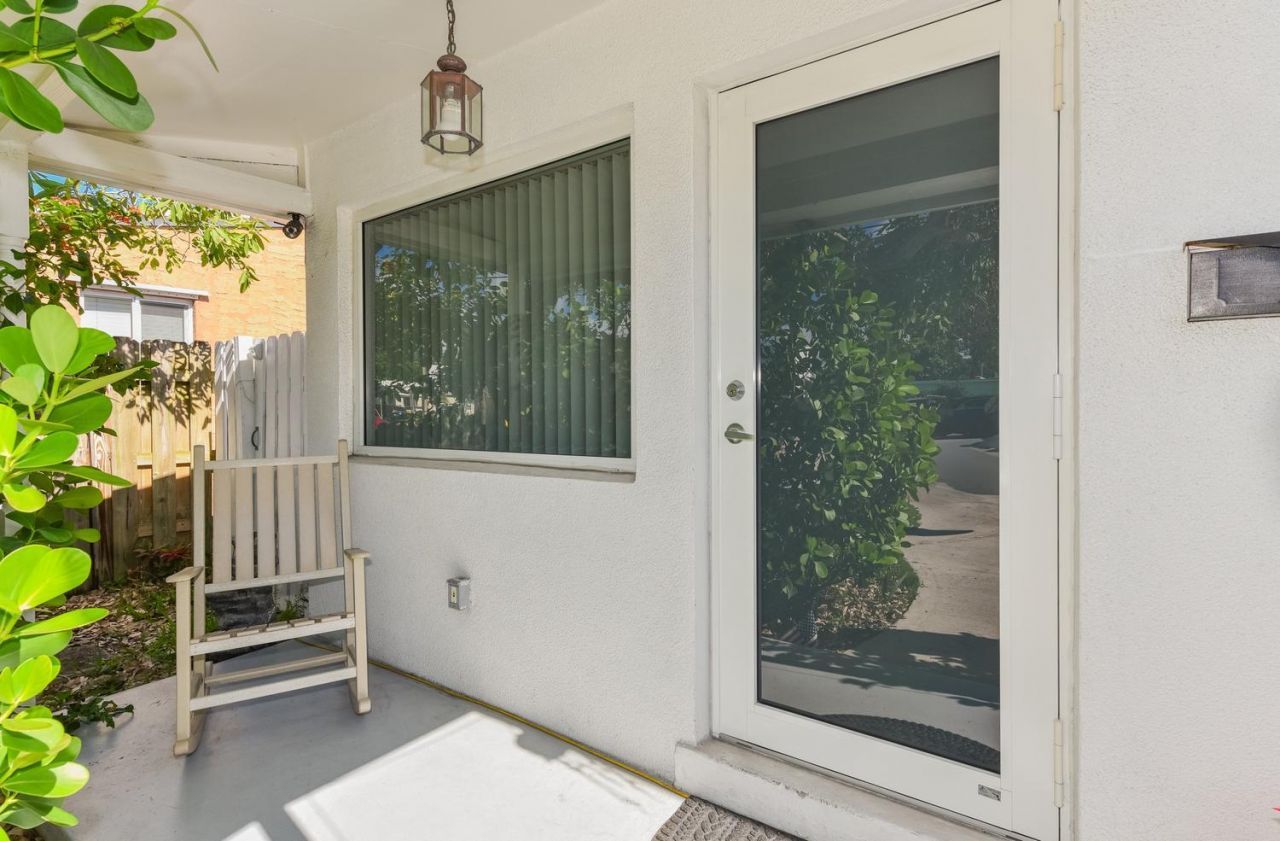 727 Bunker Road, West Palm Beach, FL 33405 Photo
