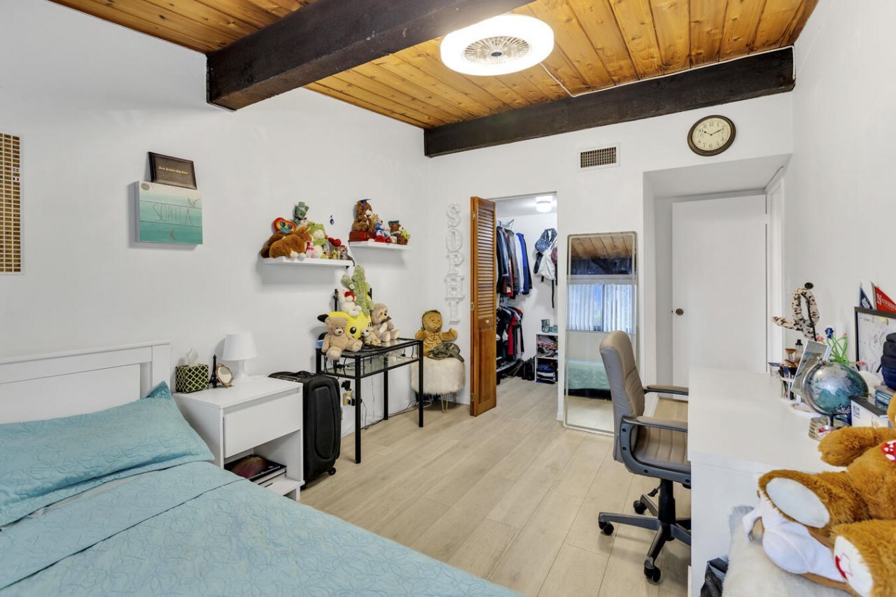 720 E Coco Plum Circle, Unit 5, Plantation, FL 33324 Photo