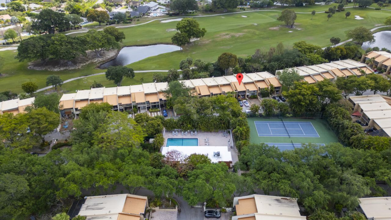 720 E Coco Plum Circle, Unit 5, Plantation, FL 33324 Photo