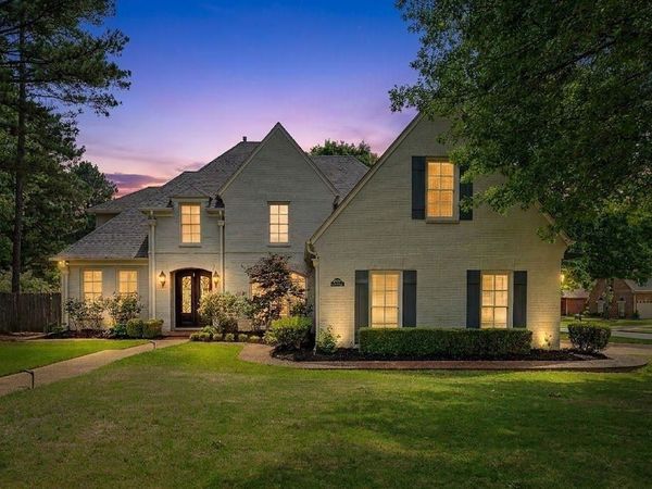 10731 WHISPER SAGE DR, Collierville, TN 38017