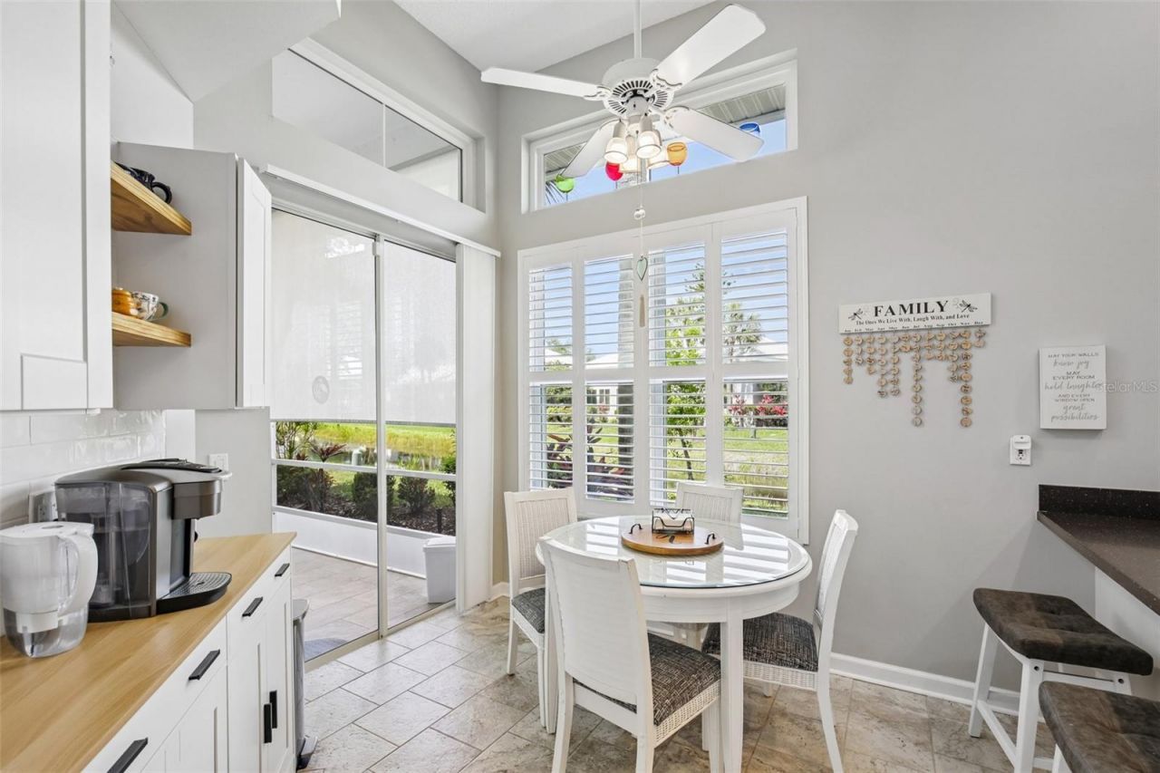 667 Crossfield Circle, Unit 1, Venice, FL 34293 Photo