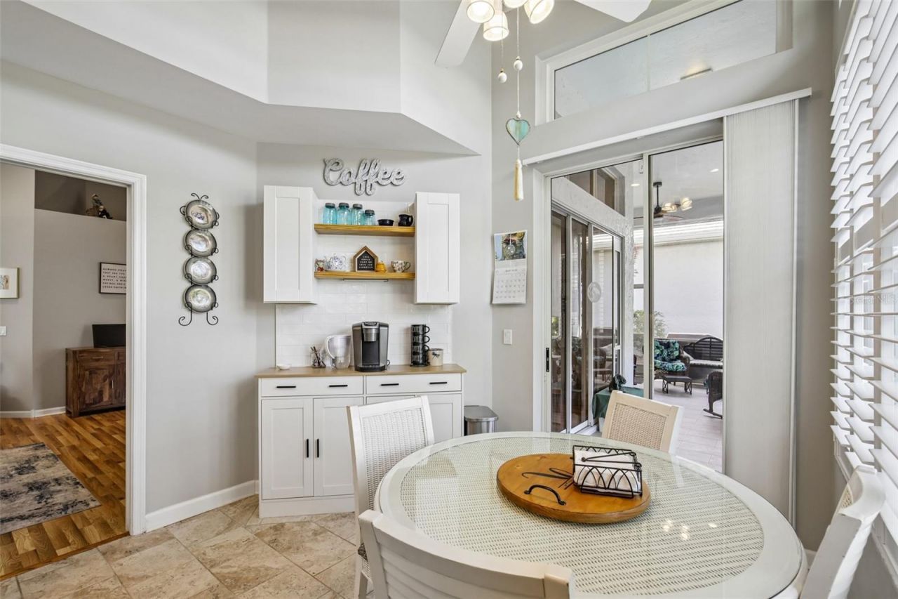 667 Crossfield Circle, Unit 1, Venice, FL 34293 Photo