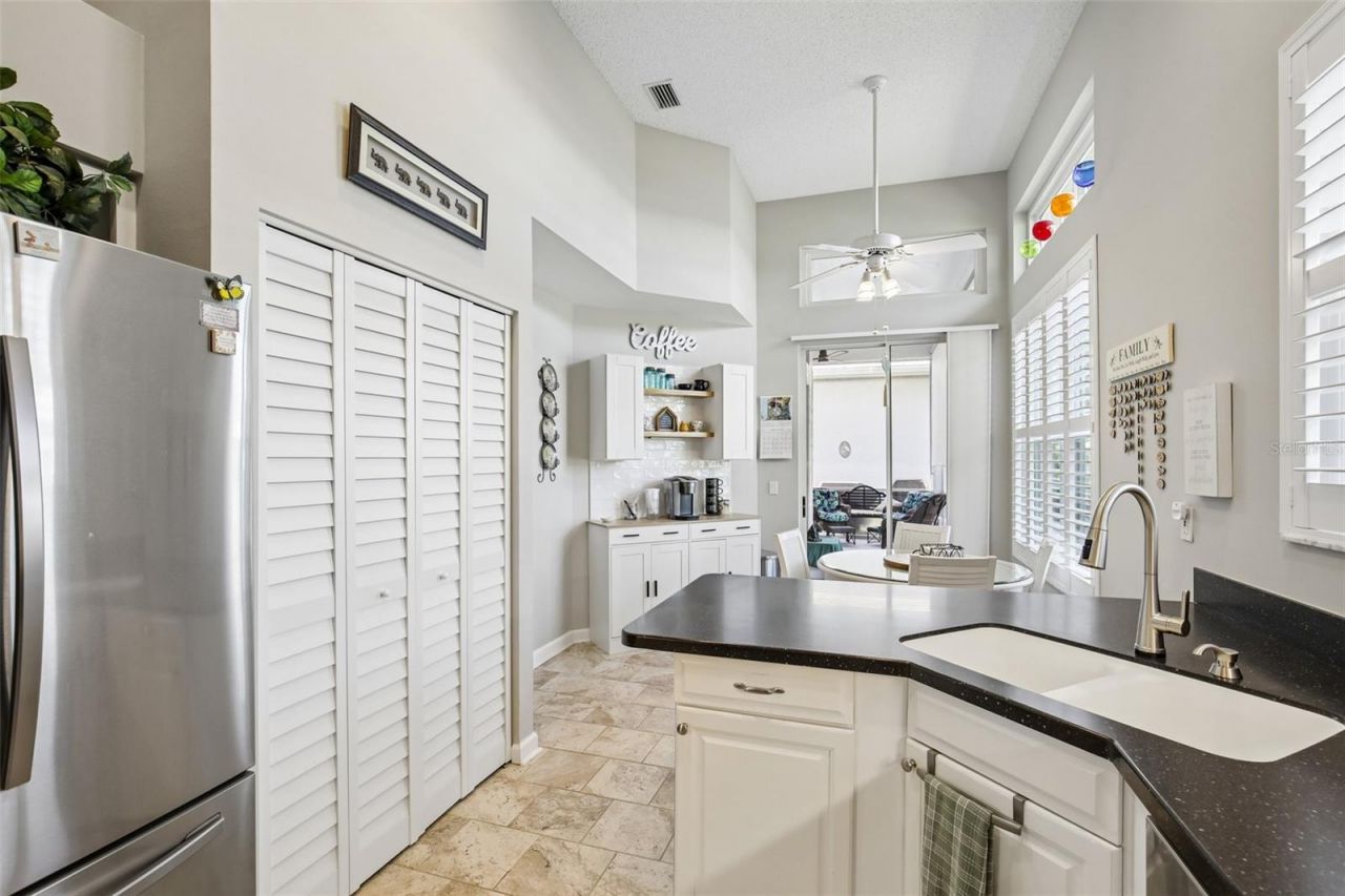 667 Crossfield Circle, Unit 1, Venice, FL 34293 Photo