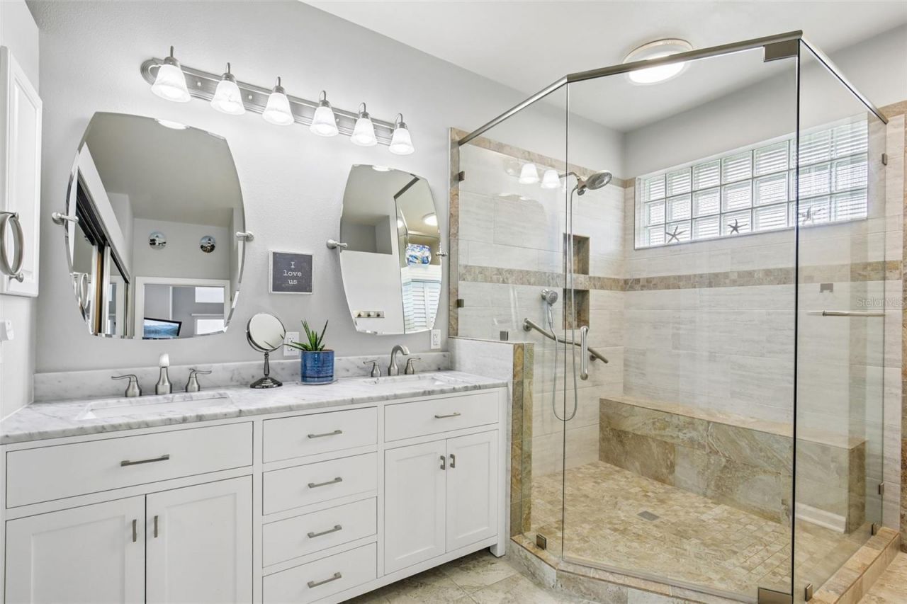 667 Crossfield Circle, Unit 1, Venice, FL 34293 Photo