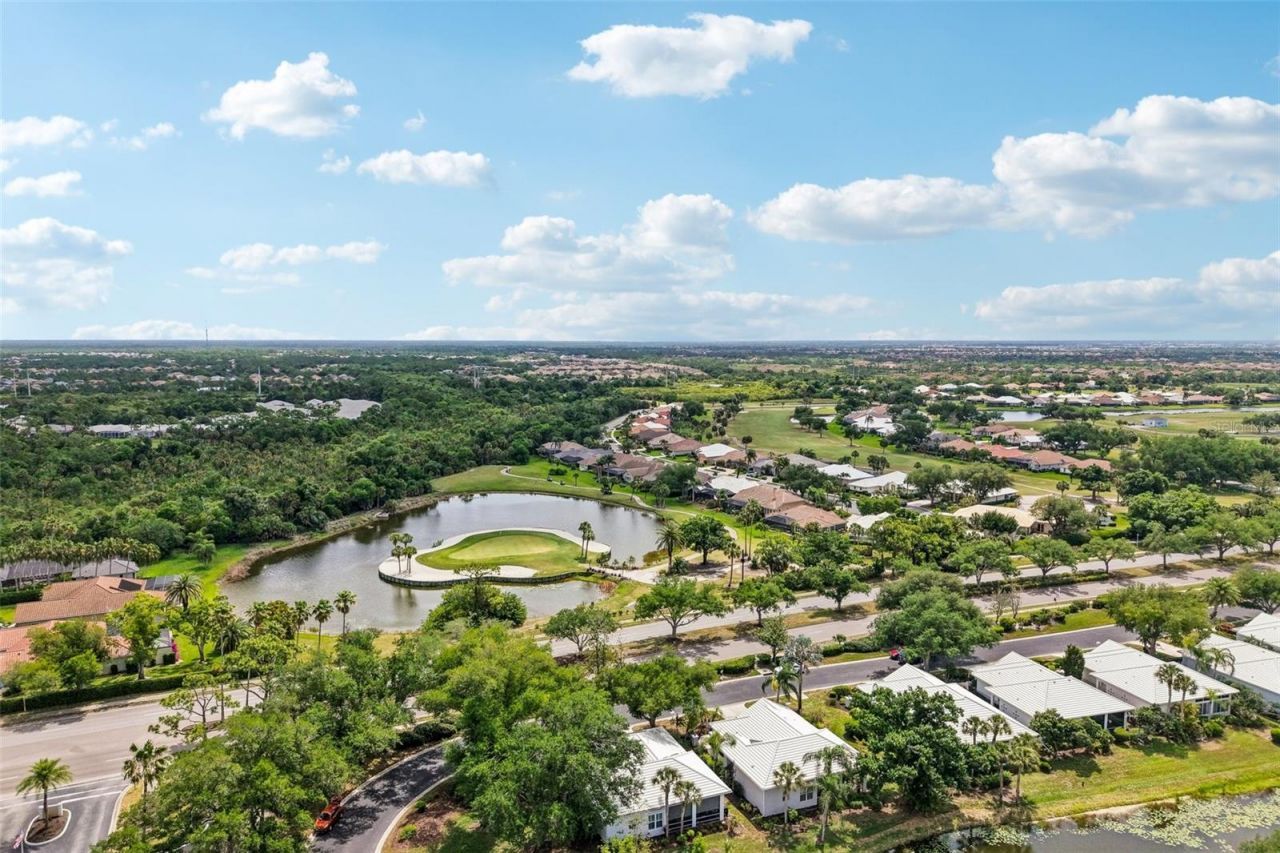 667 Crossfield Circle, Unit 1, Venice, FL 34293 Photo