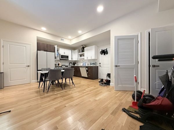 16 Taber, Unit 203, Boston, MA 02119