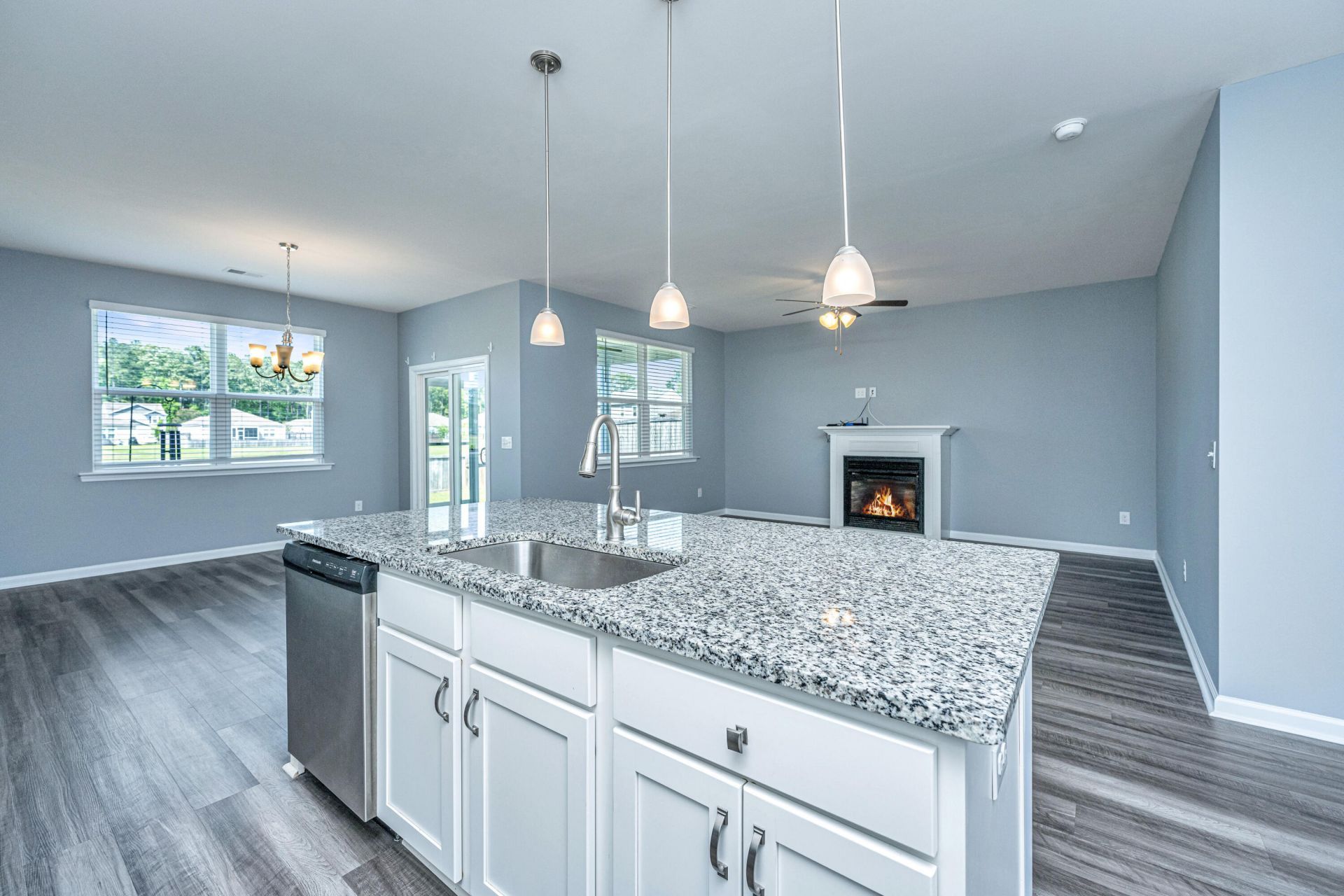 595 Wayton Circle Photo 10