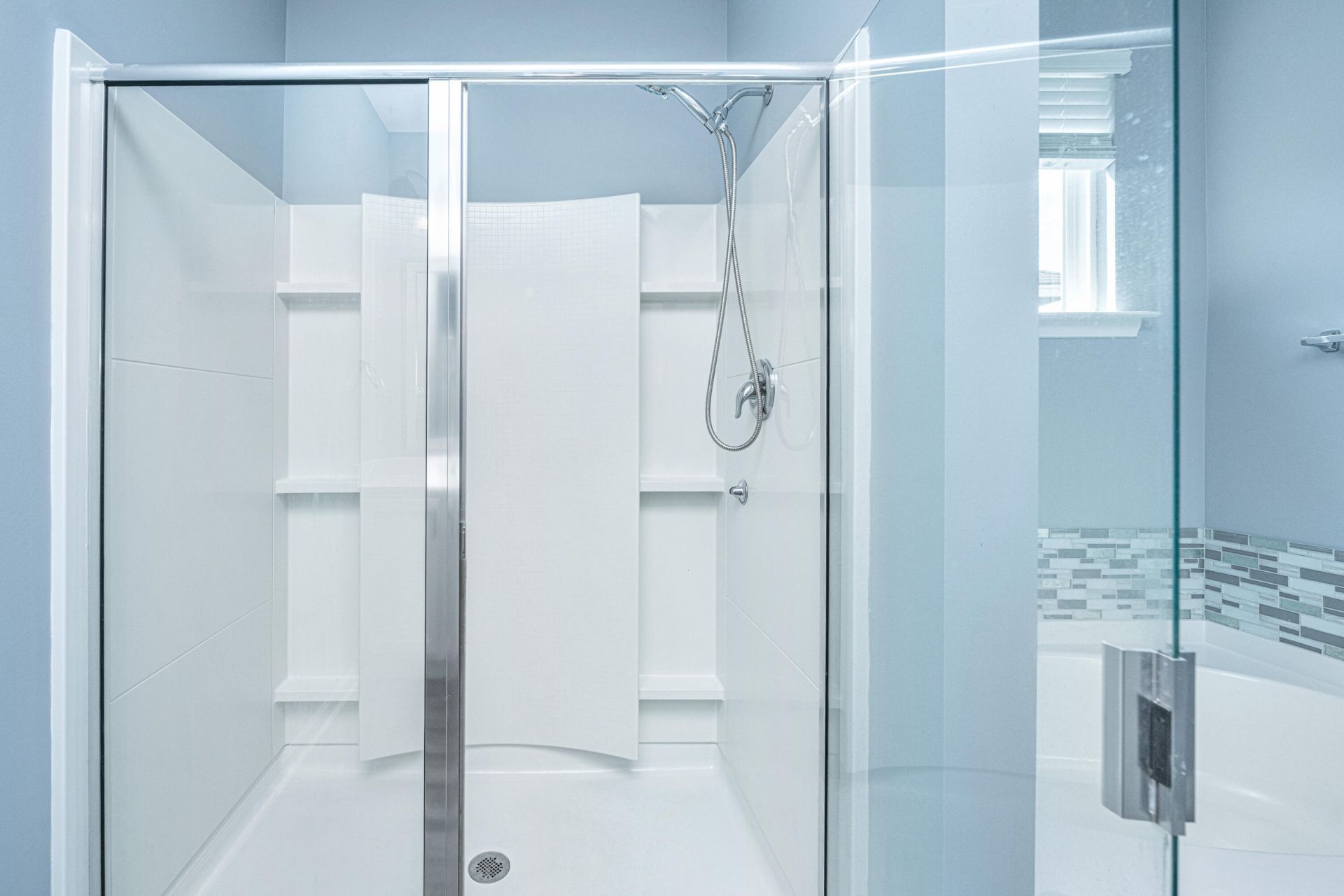 595 Wayton Circle Photo 18