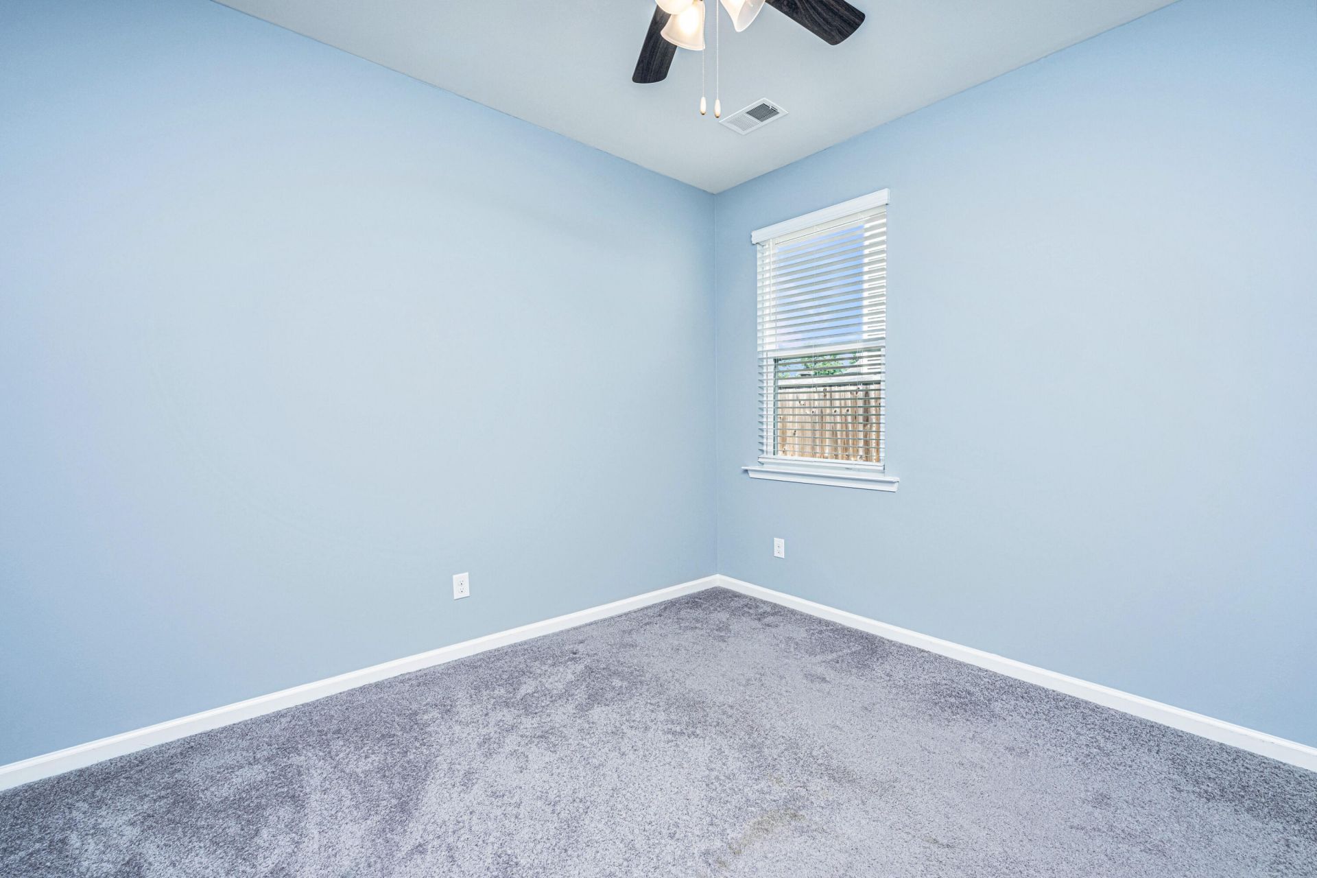 595 Wayton Circle Photo 21