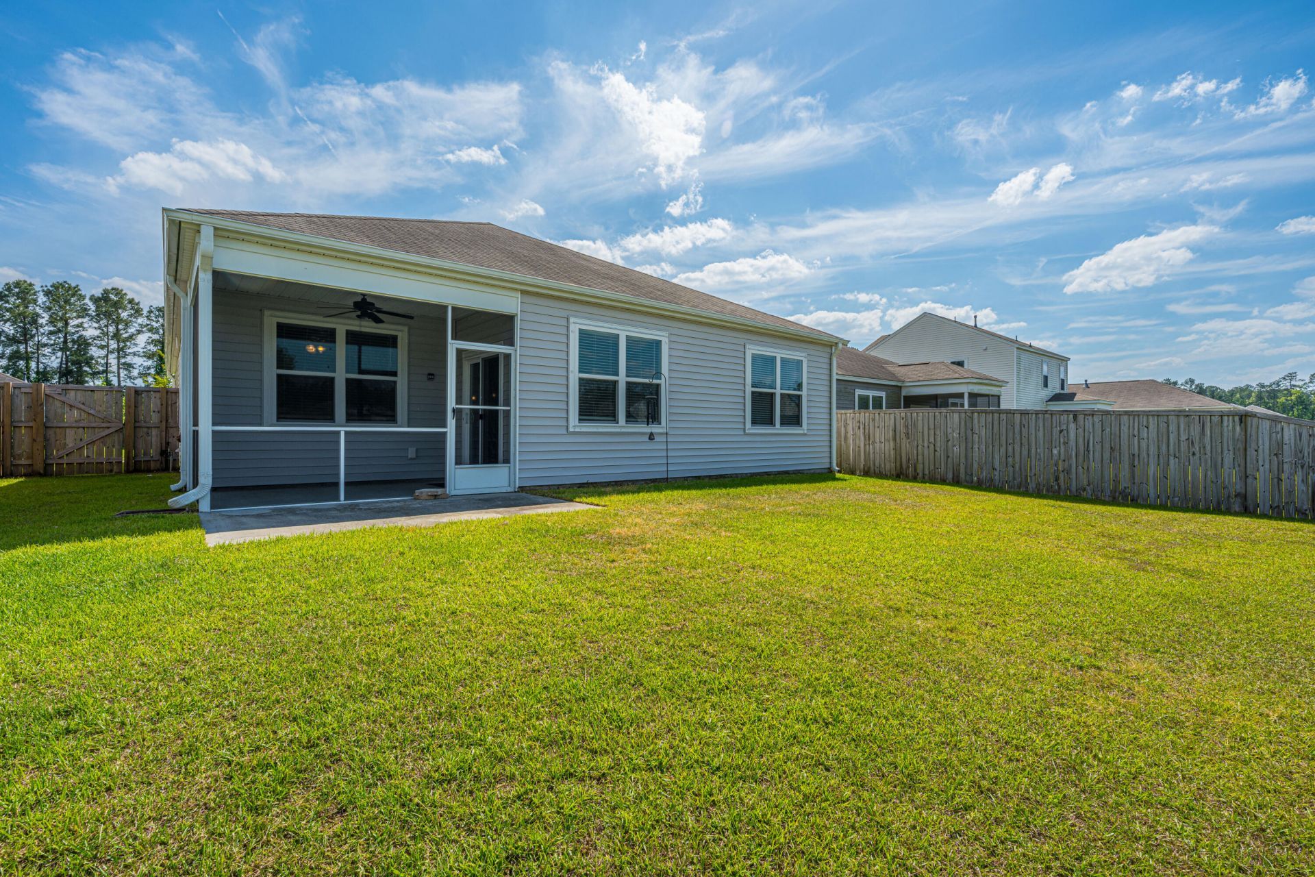 595 Wayton Circle Photo 26