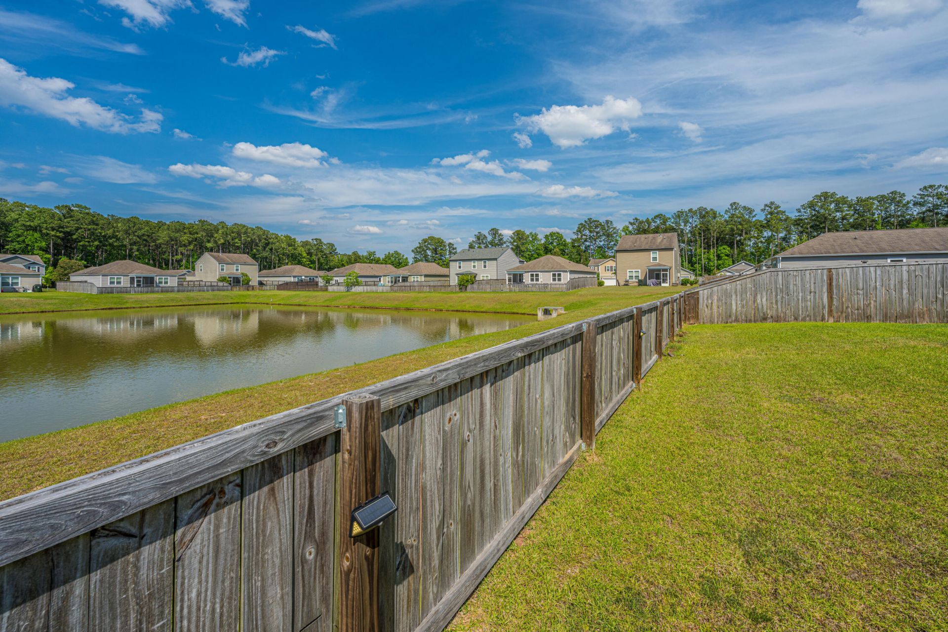 595 Wayton Circle Photo 31