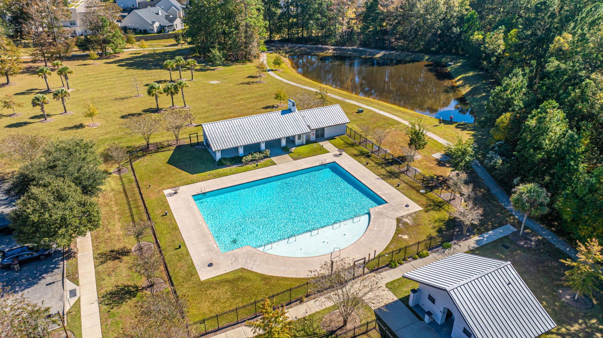 595 Wayton Circle Photo 44