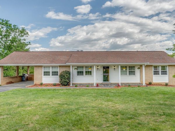96 Westridge DR , Daleville, VA 24083