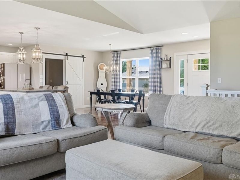 1050 Rose Petal Court, Waynesville, OH 45068 Photo 6